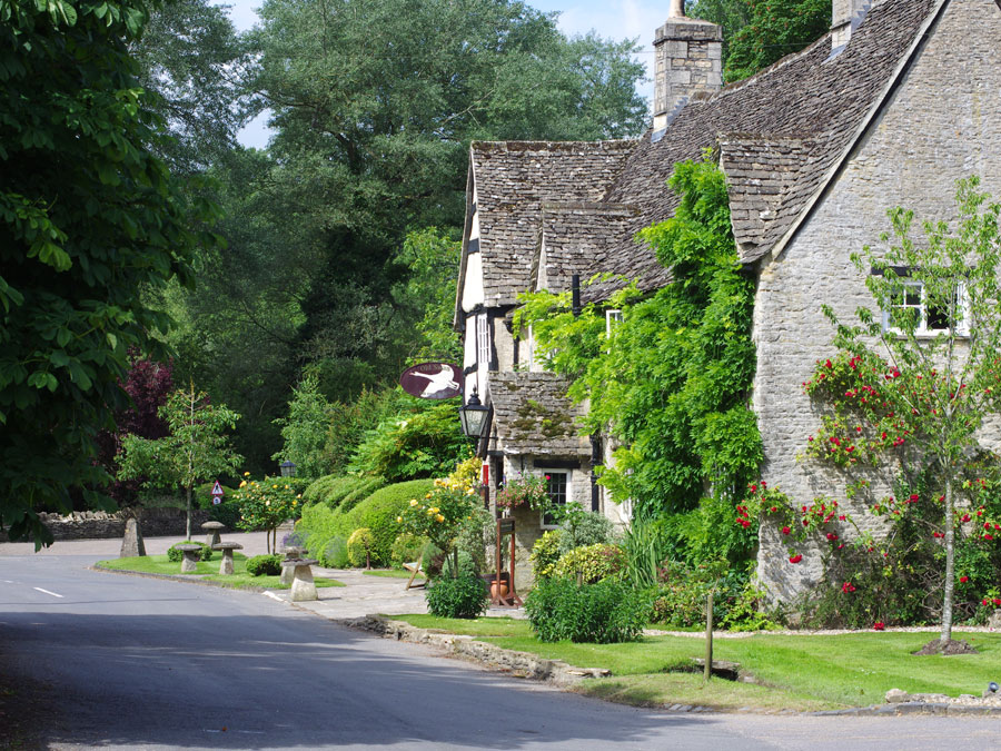 Cotswold Explorer Spring/Summer Cotswold Exploring